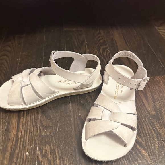 Salt Water- Sun-San Surfer sandals white  leather youth size 13 - Picture 3 of 4